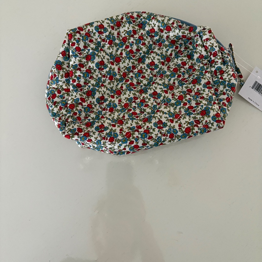 Cosmetics bag